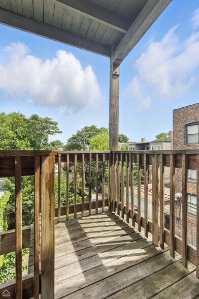 More Photos Of 936 E 80th St, Chicago Apartments For Sale