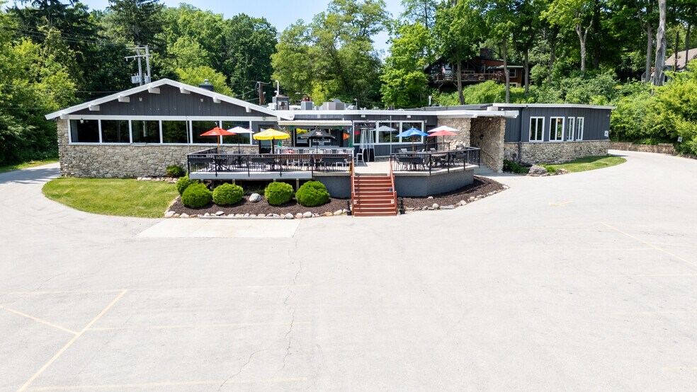 More Photos Of 4919 State Road 144, Hartford Restaurant For Sale