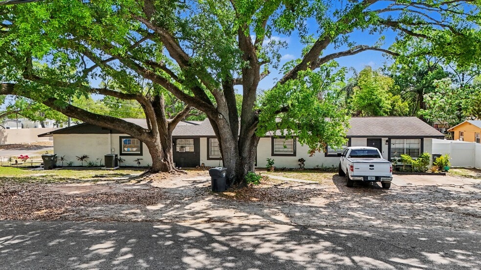 More Photos Of 14207 N 12th St, Tampa Apartments For Sale