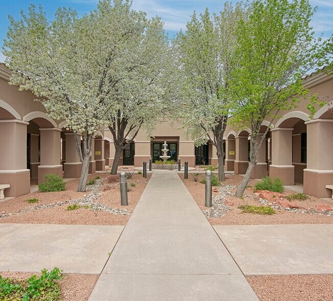 More Photos Of 450 S Willard St, Cottonwood Medical For Lease