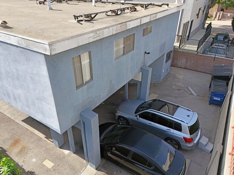 More Photos Of 11275 Huston St, North Hollywood Apartments For Sale