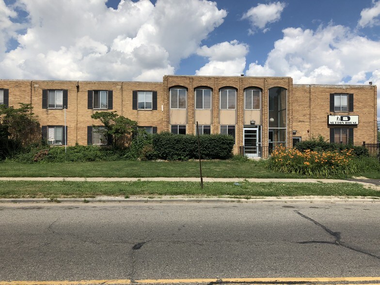 Primary Photo Of 12040 Broadstreet Ave, Detroit Assisted Living For Sale