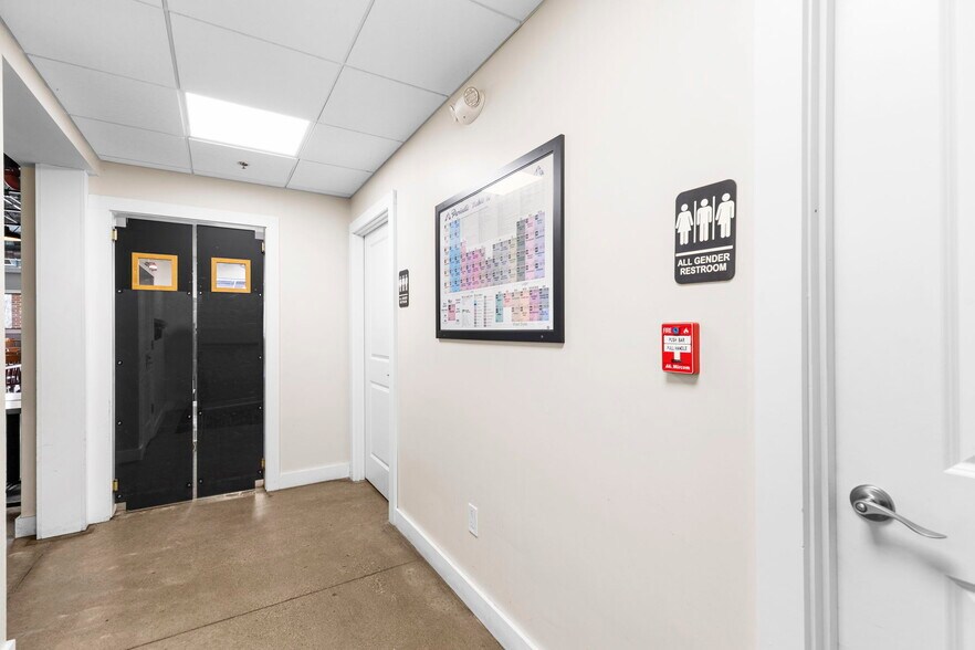 More Photos Of 8 Somersworth Plz, Somersworth Storefront For Sale