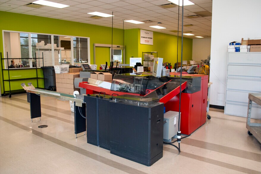 More Photos Of 4811 Montgomery Rd, Norwood Office For Sale