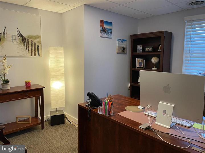 More Photos Of 1604 Lititz Pike, Lancaster Office For Lease