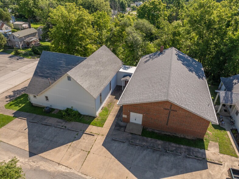 More Photos Of 228 Church St, Winfield Religious Facility For Sale
