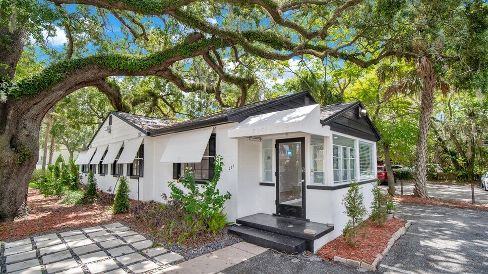 More Photos Of 230 E Marks St, Orlando Office Residential For Lease