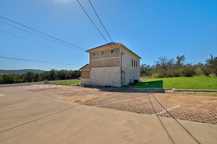 More Photos Of 18580 FM 1431, Jonestown Office For Sale