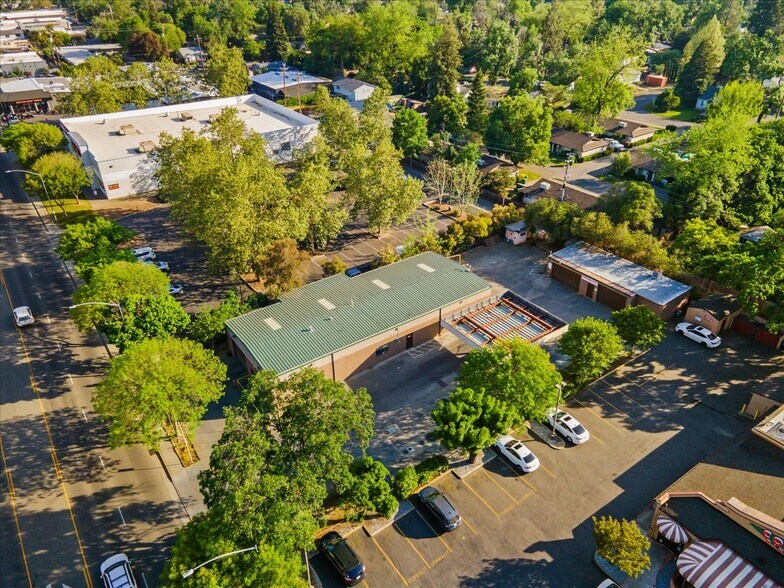 More Photos Of 1625 Mangrove Ave, Chico General Retail For Sale