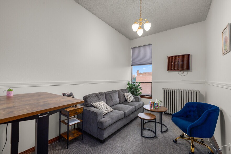 More Photos Of 17 2nd St E, Kalispell Storefront Retail Office For Sale