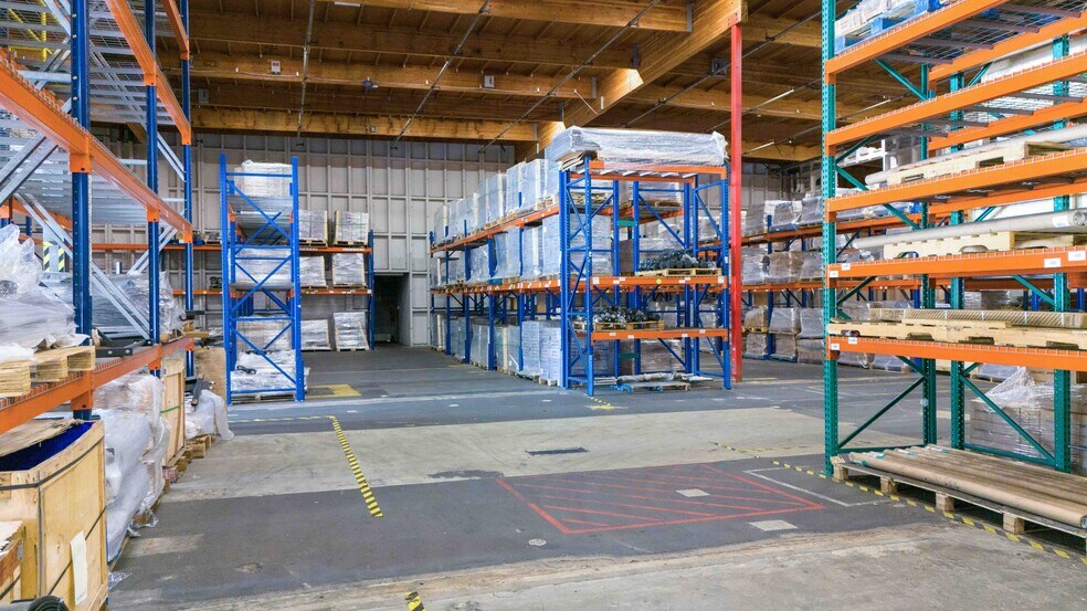 More Photos Of 2525 Birch St, Vista Warehouse For Lease
