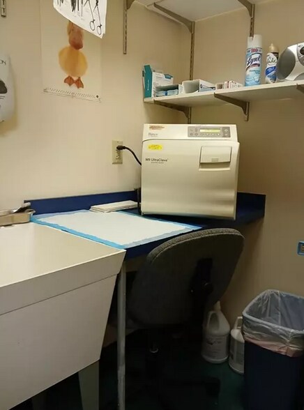More Photos Of 30 Brigham St, New Bedford Medical For Lease
