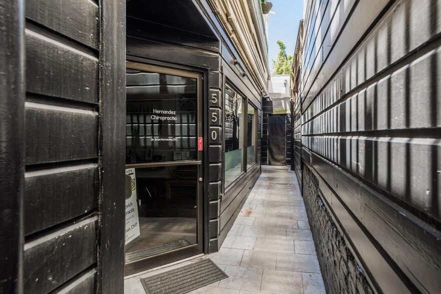 More Photos Of 548-552 Castro St, San Francisco Storefront Retail Office For Lease