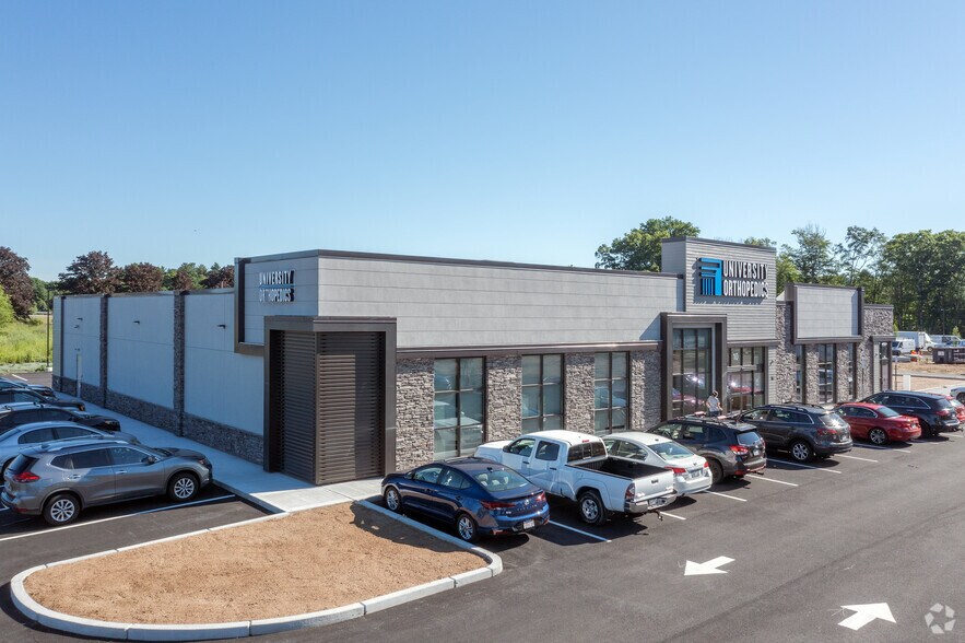 More Photos Of 10 Reservoir St, Mansfield Medical For Lease