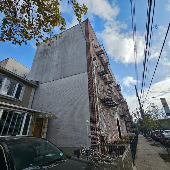 More Photos Of 2069 E 12th St, Brooklyn Apartments For Sale