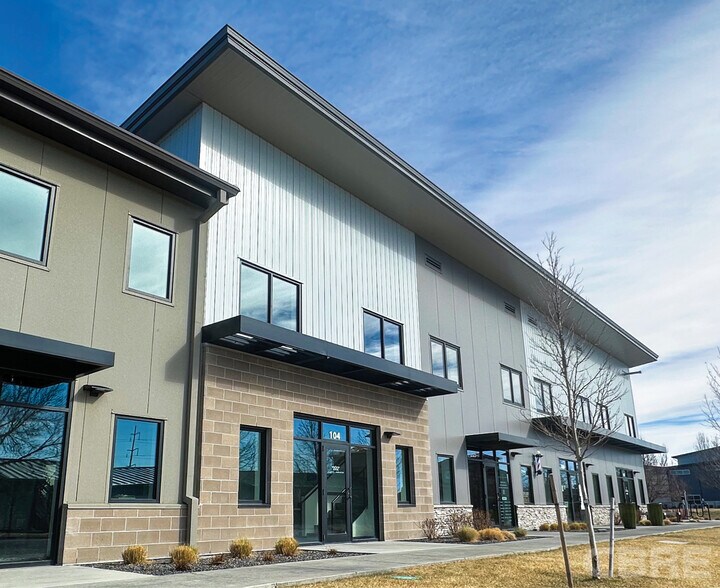 More Photos Of 2026 Bear Mountain Dr, Fort Collins Research And Development For Lease
