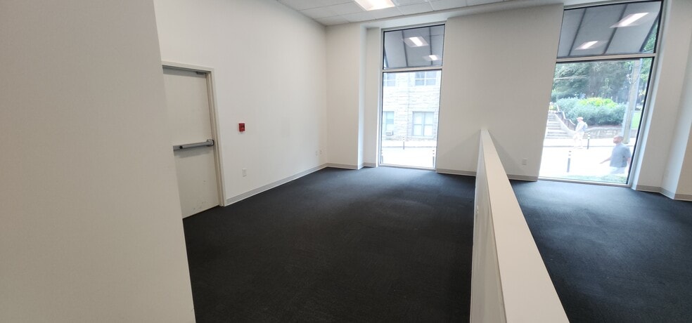 More Photos Of 805 Peachtree St NE, Atlanta Apartments For Lease