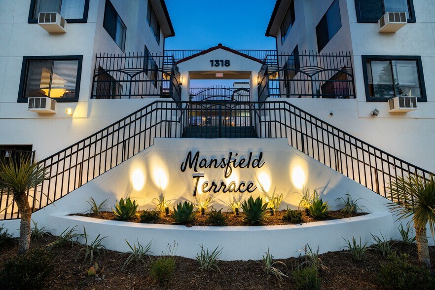More Photos Of 1318 N Mansfield Ave, Los Angeles Apartments For Sale