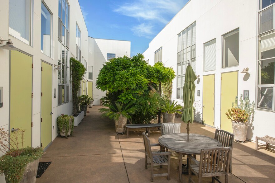 More Photos Of 756 1st St W, Sonoma Office For Sale