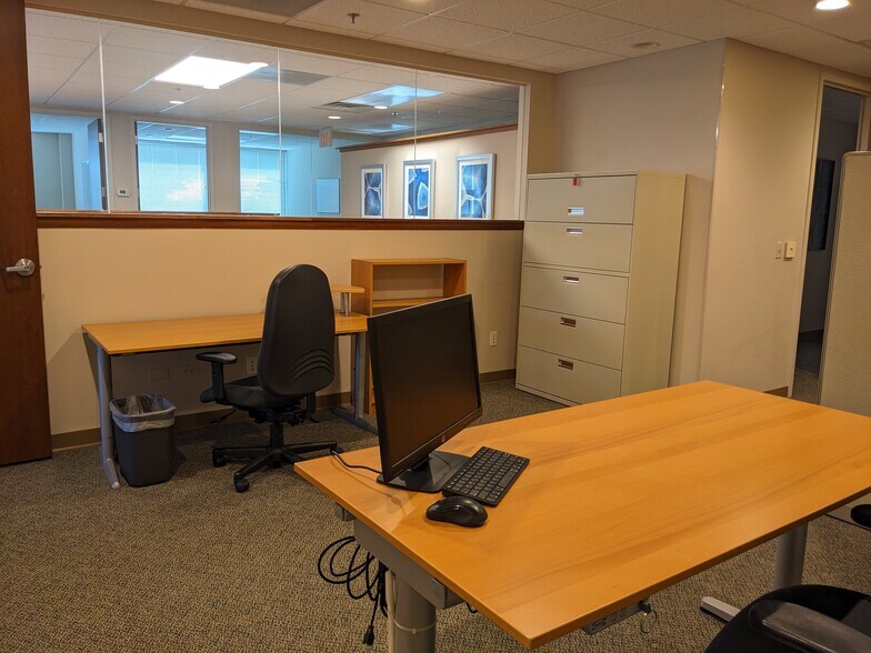 More Photos Of 1749 S Naperville Rd, Wheaton Medical For Sale