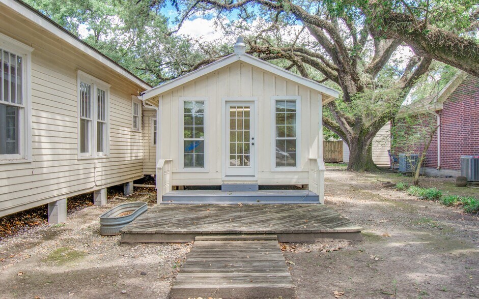 More Photos Of , League City Office For Sale