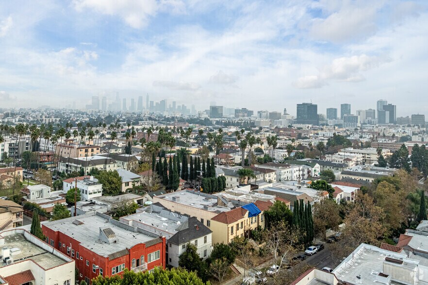 More Photos Of 162 N Kenmore Ave, Los Angeles Apartments For Sale