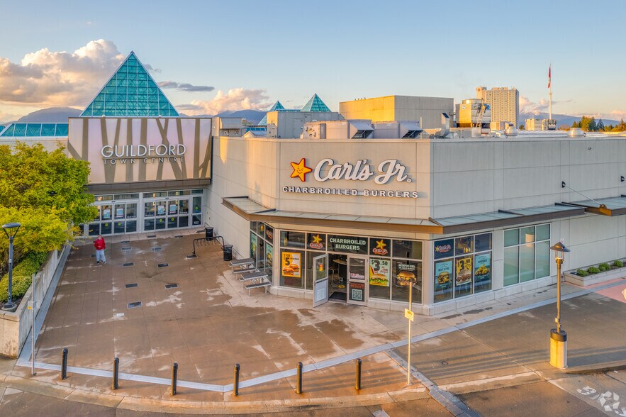 More Photos Of 10355 152nd St, Surrey Storefront For Lease