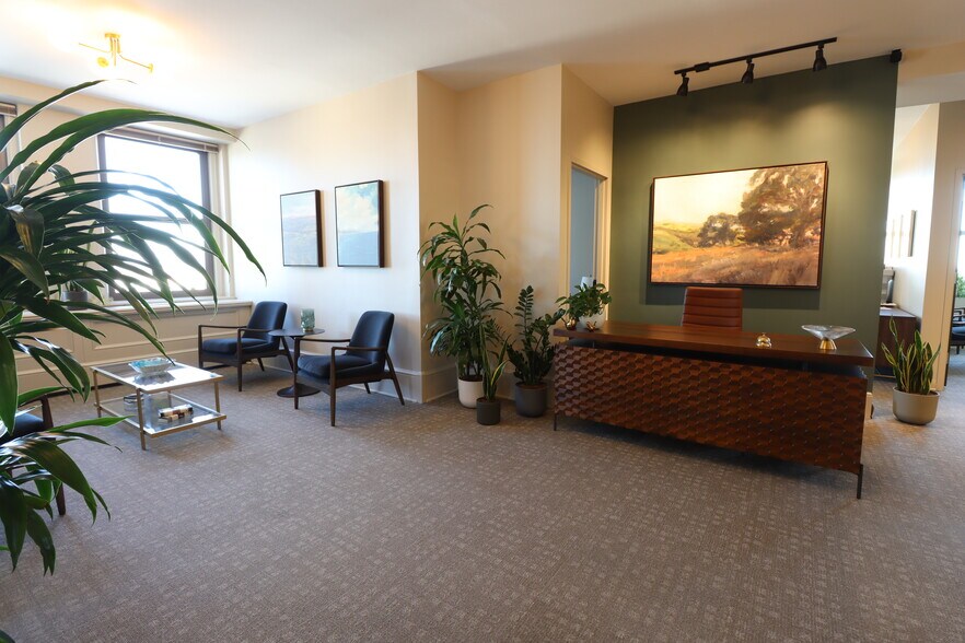 More Photos Of 116 E Berry St, Fort Wayne Office For Lease