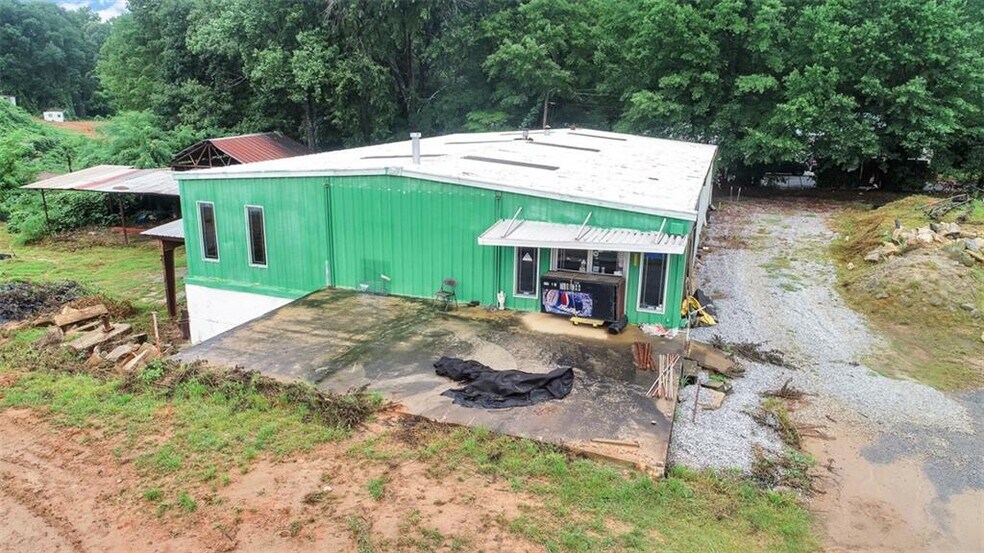 More Photos Of 298 By-Pass 123 Hwy, Seneca Warehouse For Sale