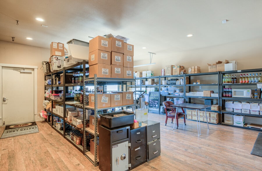 More Photos Of , Bend Unknown For Sale