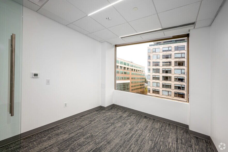 Photo of 8th Floor Ste 810