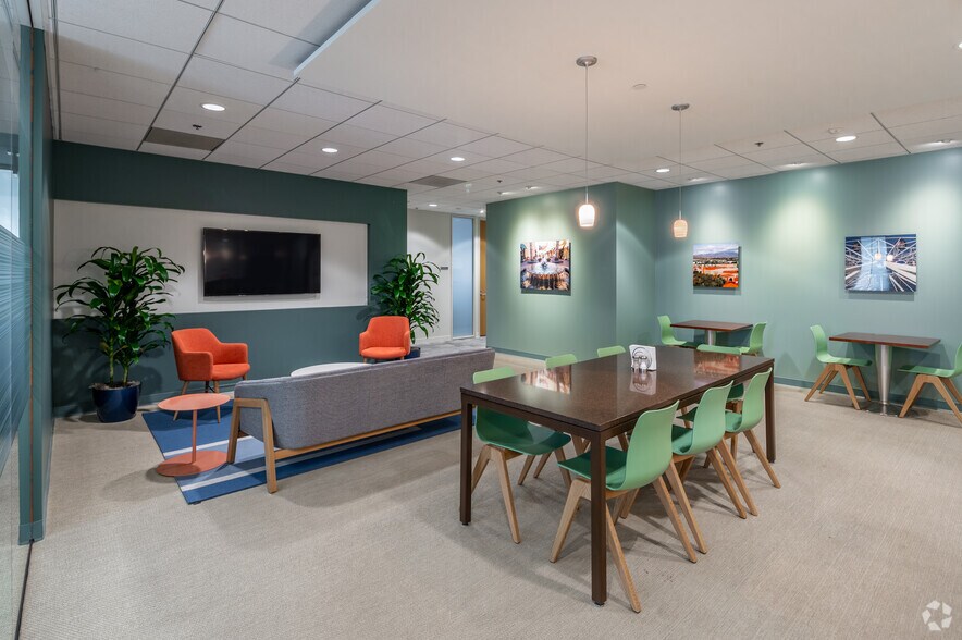 More Photos Of 100 Spectrum Center Dr, Irvine Coworking Space