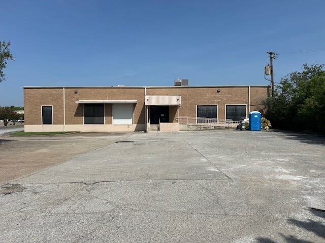 More Photos Of 1168 113th St, Grand Prairie Industrial For Sale