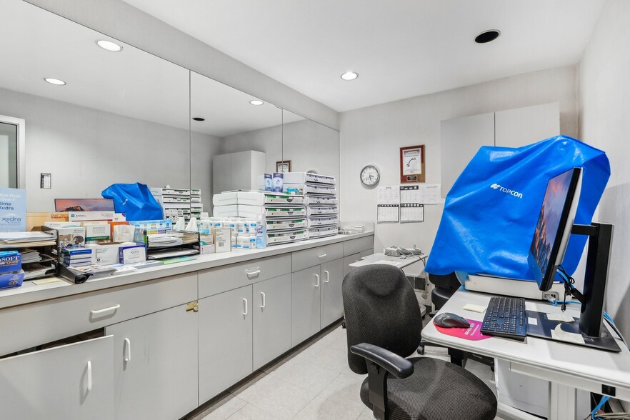 More Photos Of 1530 Saint Georges Ave, Rahway Medical For Sale