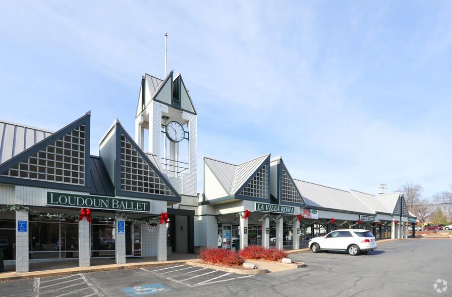 More Photos Of 305 E Market St, Leesburg Unknown For Lease