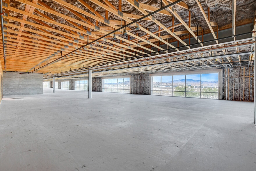 More Photos Of 1301 Seven Hills Drive, Henderson Medical For Sale