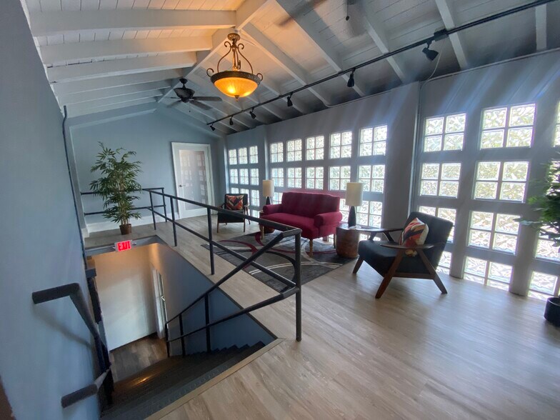 More Photos Of 524 Eaton St, Key West Loft Creative Space For Lease