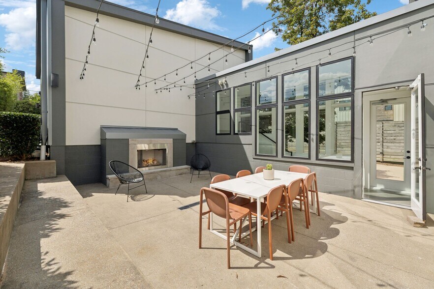 More Photos Of 2517 White Ave, Nashville Office Residential For Sale
