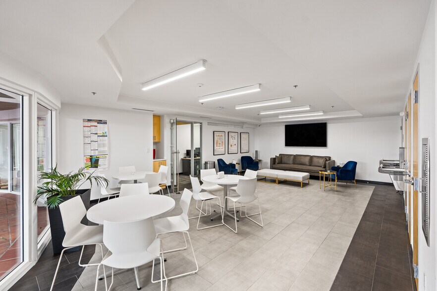 More Photos Of 2801 Florida Ave, Miami Apartments For Lease