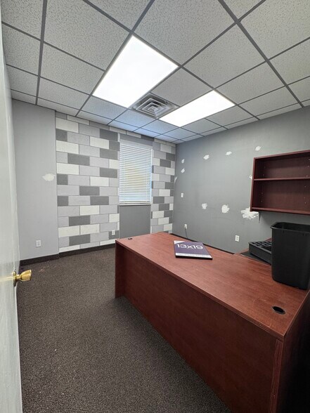 More Photos Of 480 Century Dr, Salt Lake City Showroom For Sale