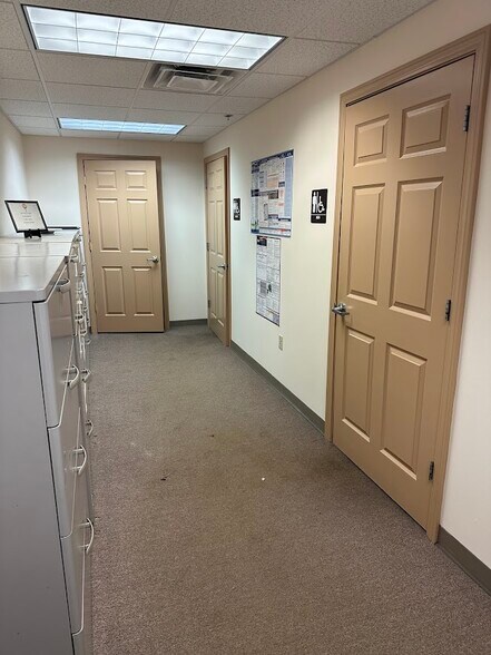 More Photos Of 13 Delta Dr, Londonderry Light Manufacturing For Sale