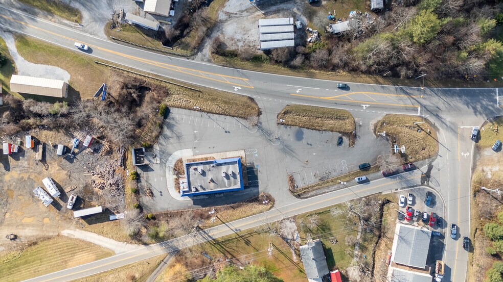 More Photos Of 14109 Highway 226 S, Spruce Pine General Retail For Sale