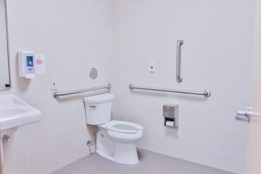 More Photos Of 16962 Manchester Rd, Grover Office For Sale