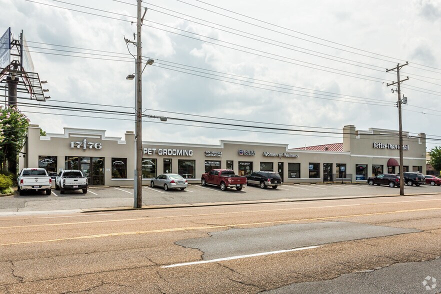 More Photos Of 575 W Poplar Ave, Collierville Unknown For Lease