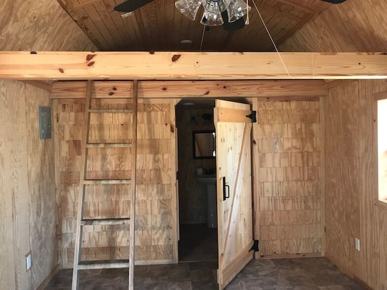 More Photos Of 8107 Blackwater Ridge Rd, Milton Apartments For Sale