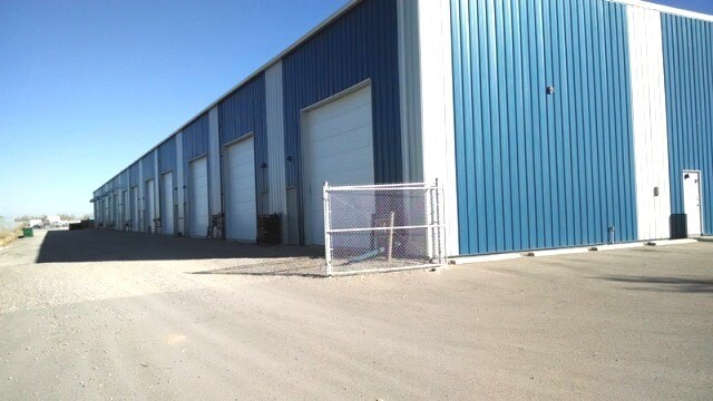 More Photos Of 8800 Venture Ave SE, Calgary Warehouse For Lease