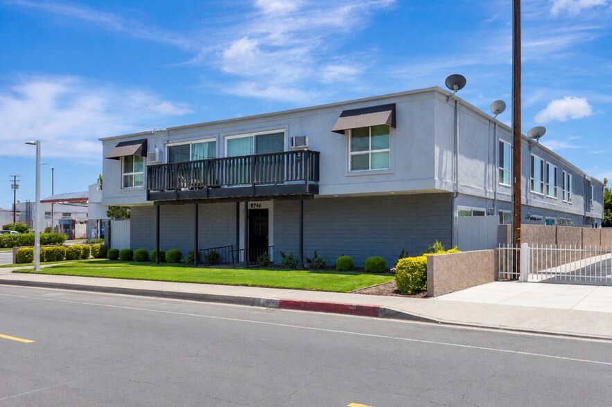 More Photos Of 9746 Park St, Bellflower Apartments For Sale