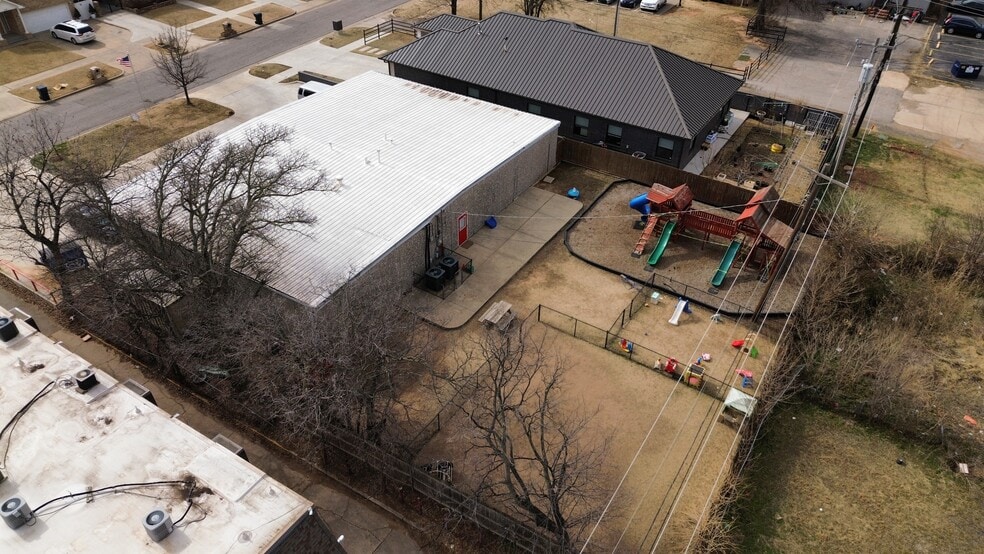 More Photos Of 1221 NW 29th St, Oklahoma City Daycare Center For Sale