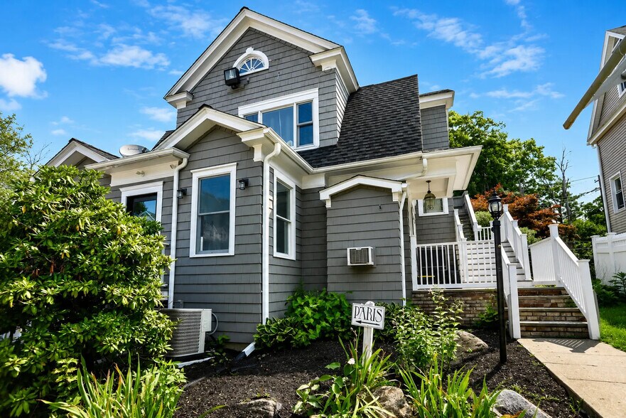 More Photos Of 609 Main St, Ridgefield Office For Lease