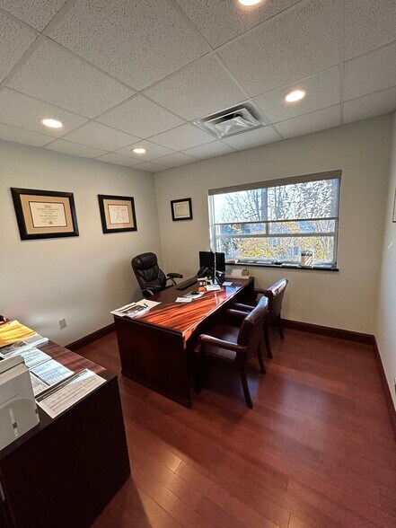 More Photos Of 197-199 Warren Ave, East Providence Office For Lease